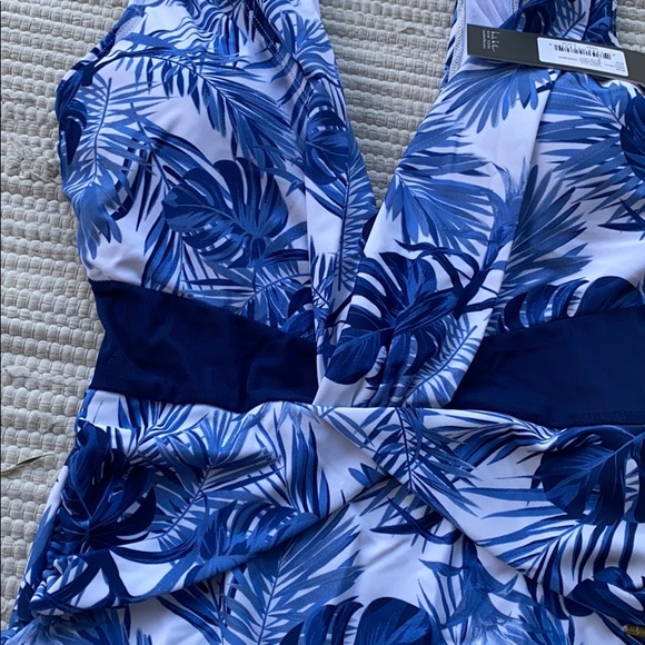 Nicole Miller Blue Leafs One-Piece Modest Splice - Picture 8 of 9